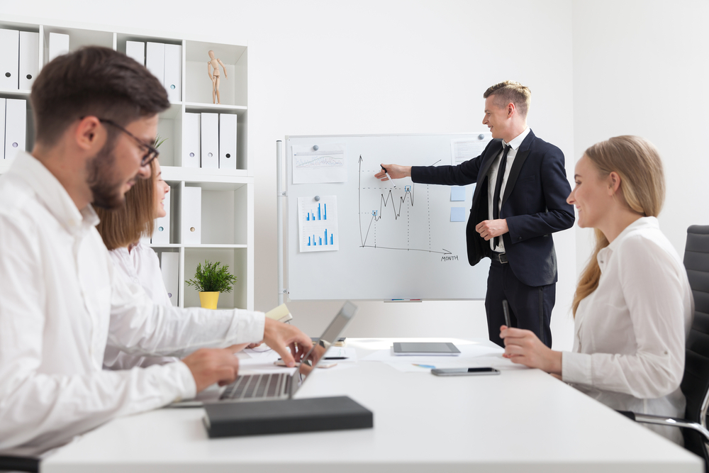  Hiểu biết trực tiếp về kinh nghiệm nhập cư